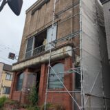 【小樽市】2階建て木造店舗の解体工事の施工事例